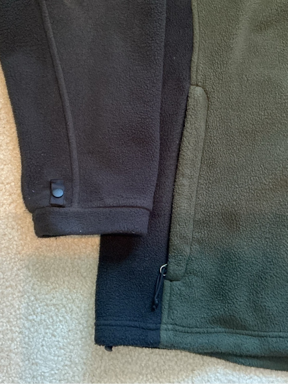 The North Face Olive Green & Black Fleece Jacket - Picture 4 of 7